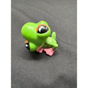 Littlest Pet Shop Cute Green & Pink Baby Frog Figurine With Big Eyes